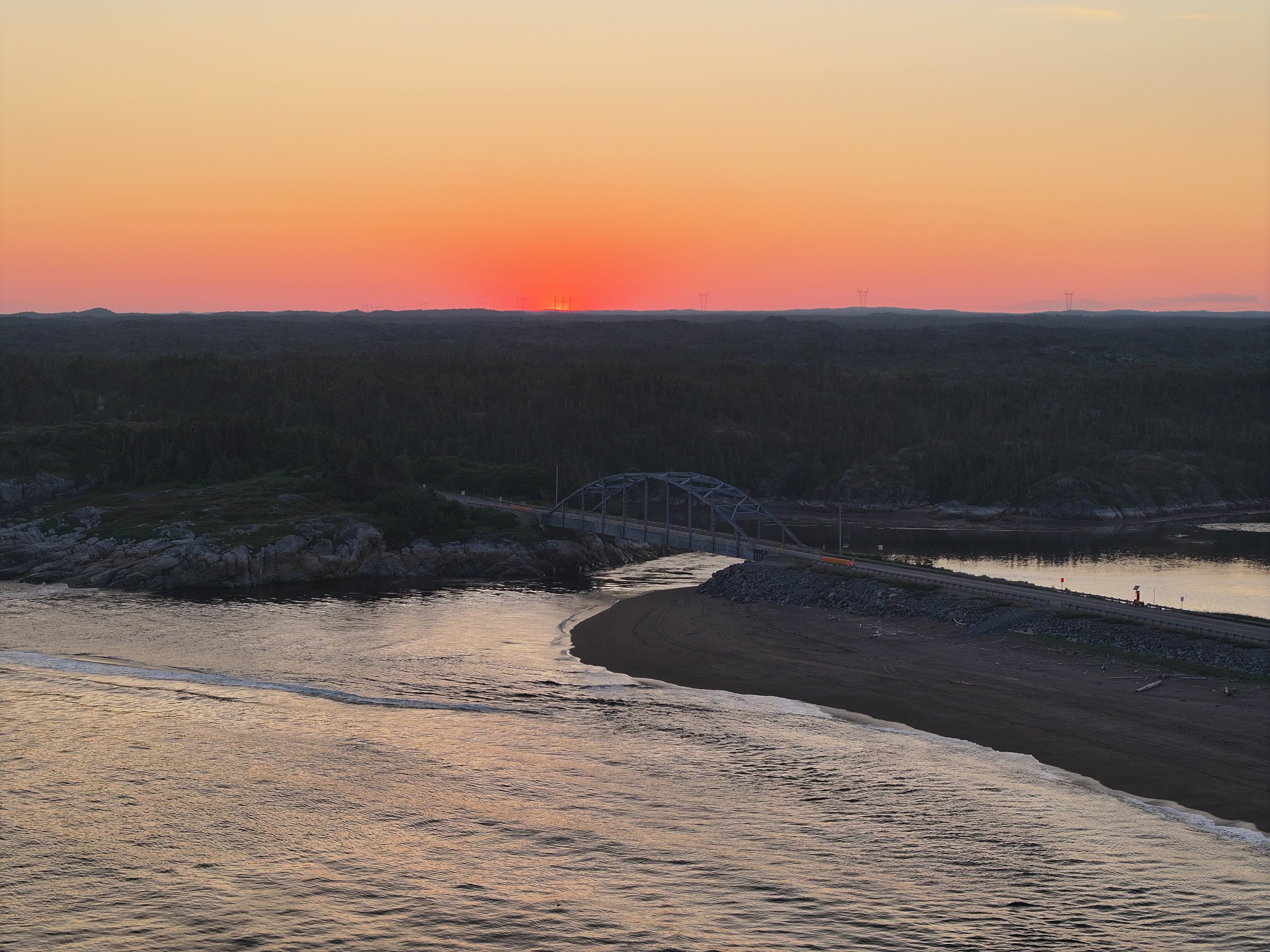 La rivière Sheldrake et ses ponts au coucher du soleil